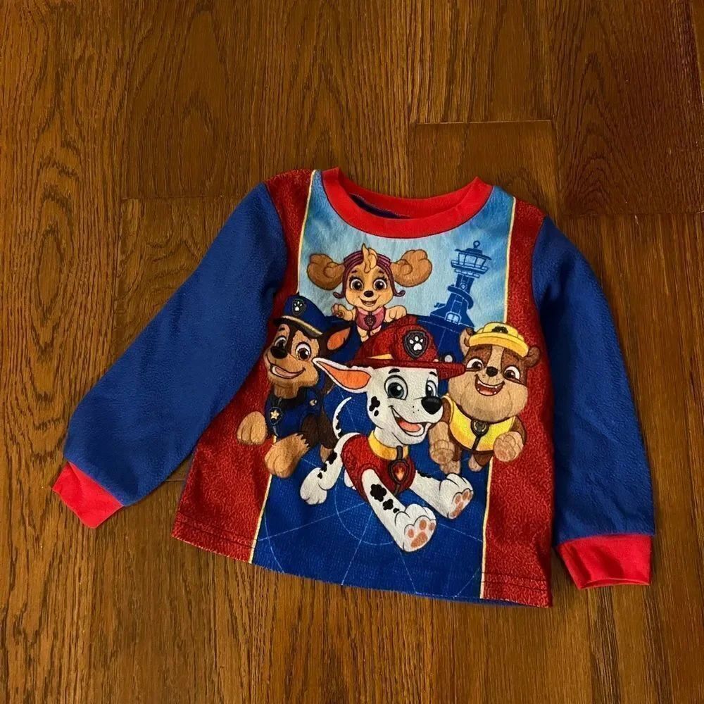 Nickelodeon Paw Patrol size 3T pajama top